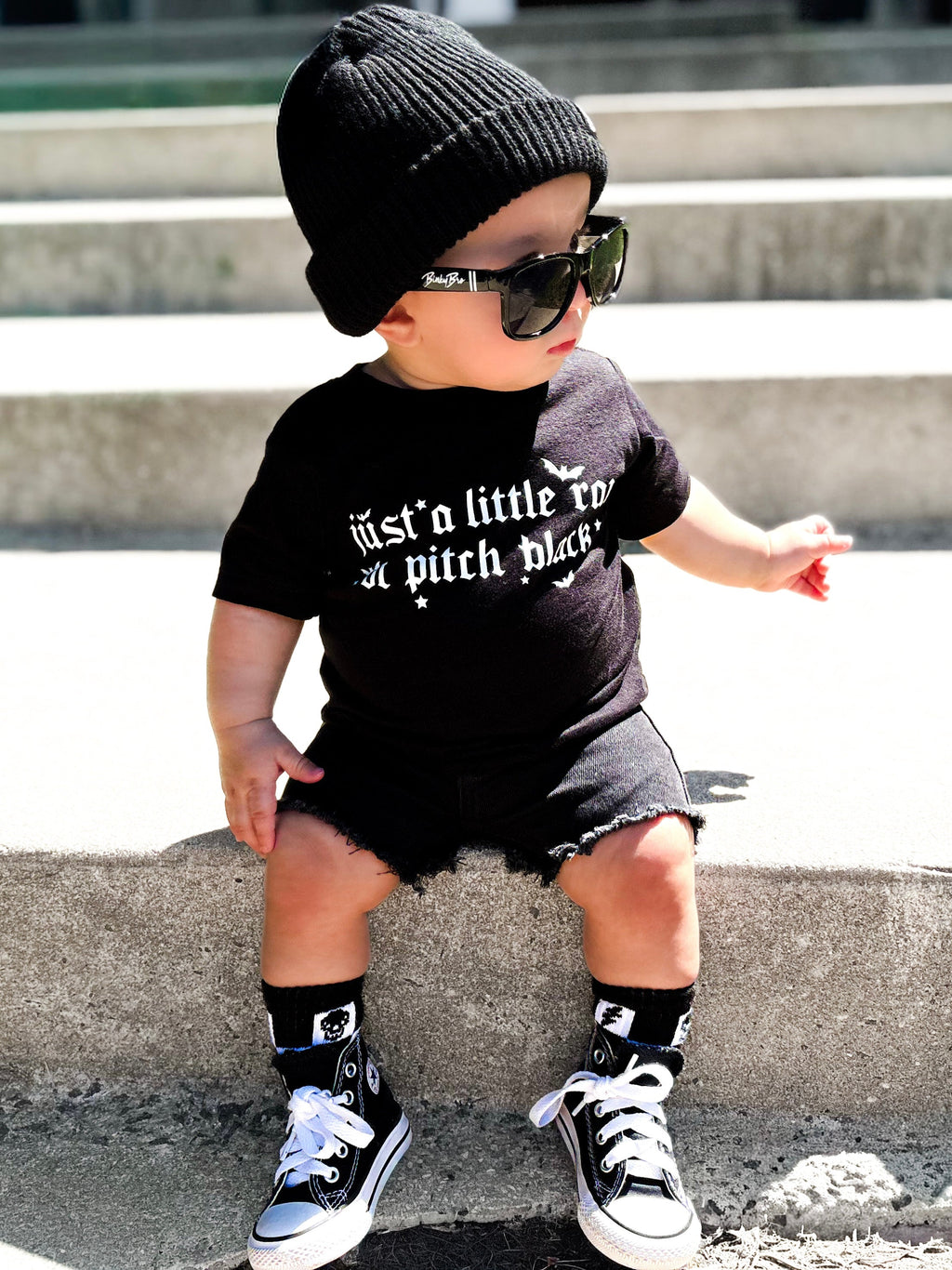 Camiseta negra azabache