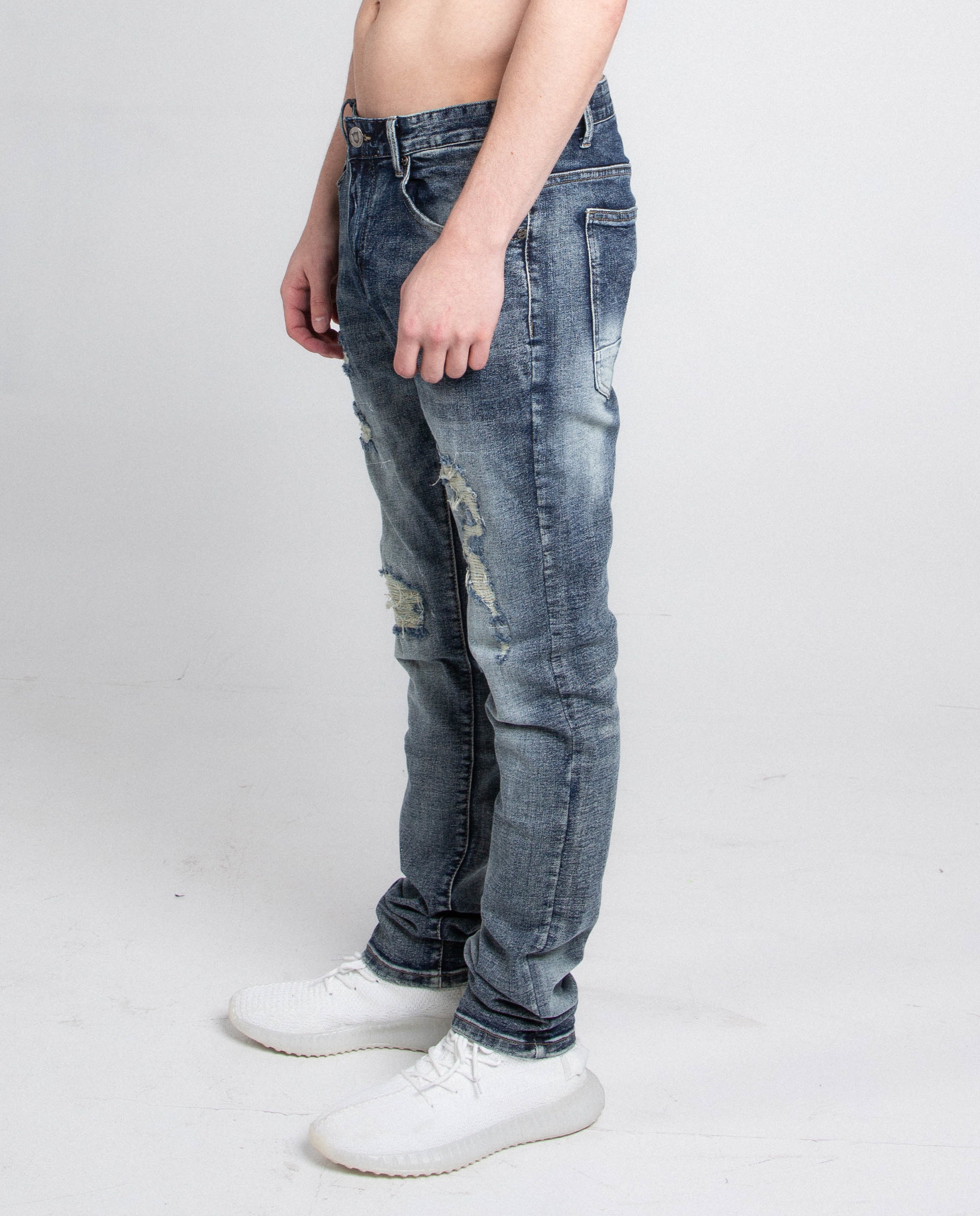 A401 DARK FADED DISTRESSED SKINNY JEANS