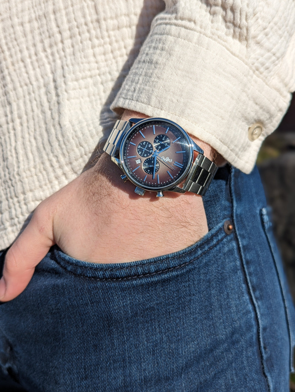 Cronógrafo retro marrón