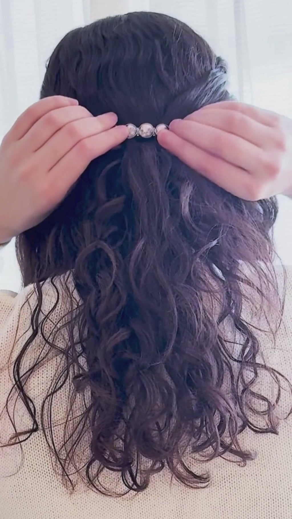 Pinza para el cabello con forma de fases lunares